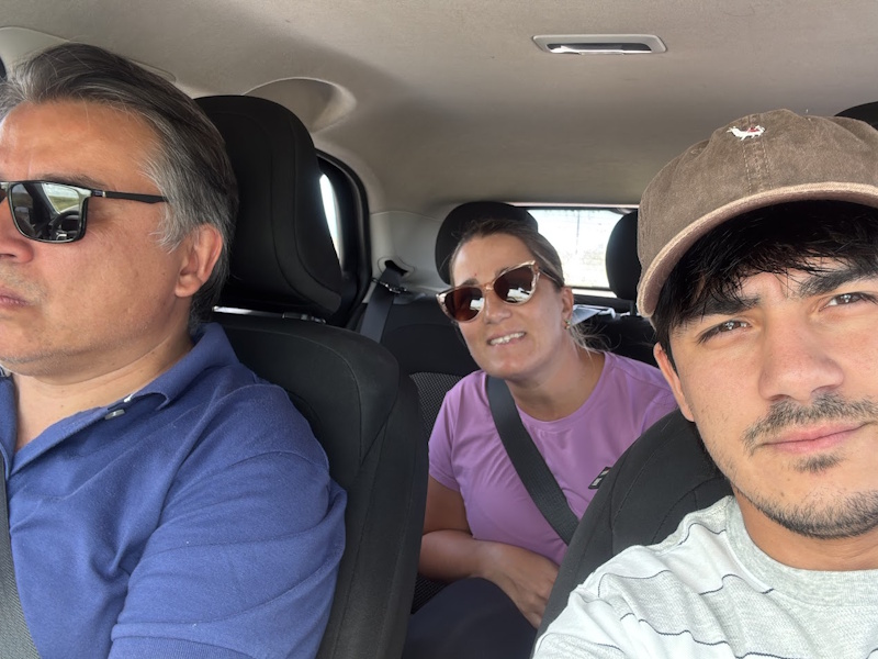 Con la familia en el auto